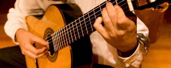 Affordable Ways Of Getting A Better Sound From A Cheap Acoustic Guitar