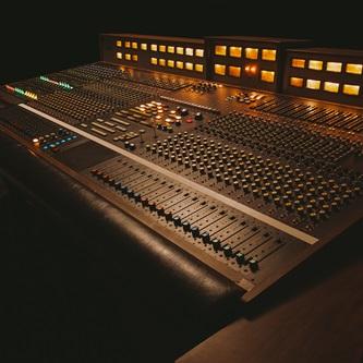 Mixing Console: Basics And How They Work