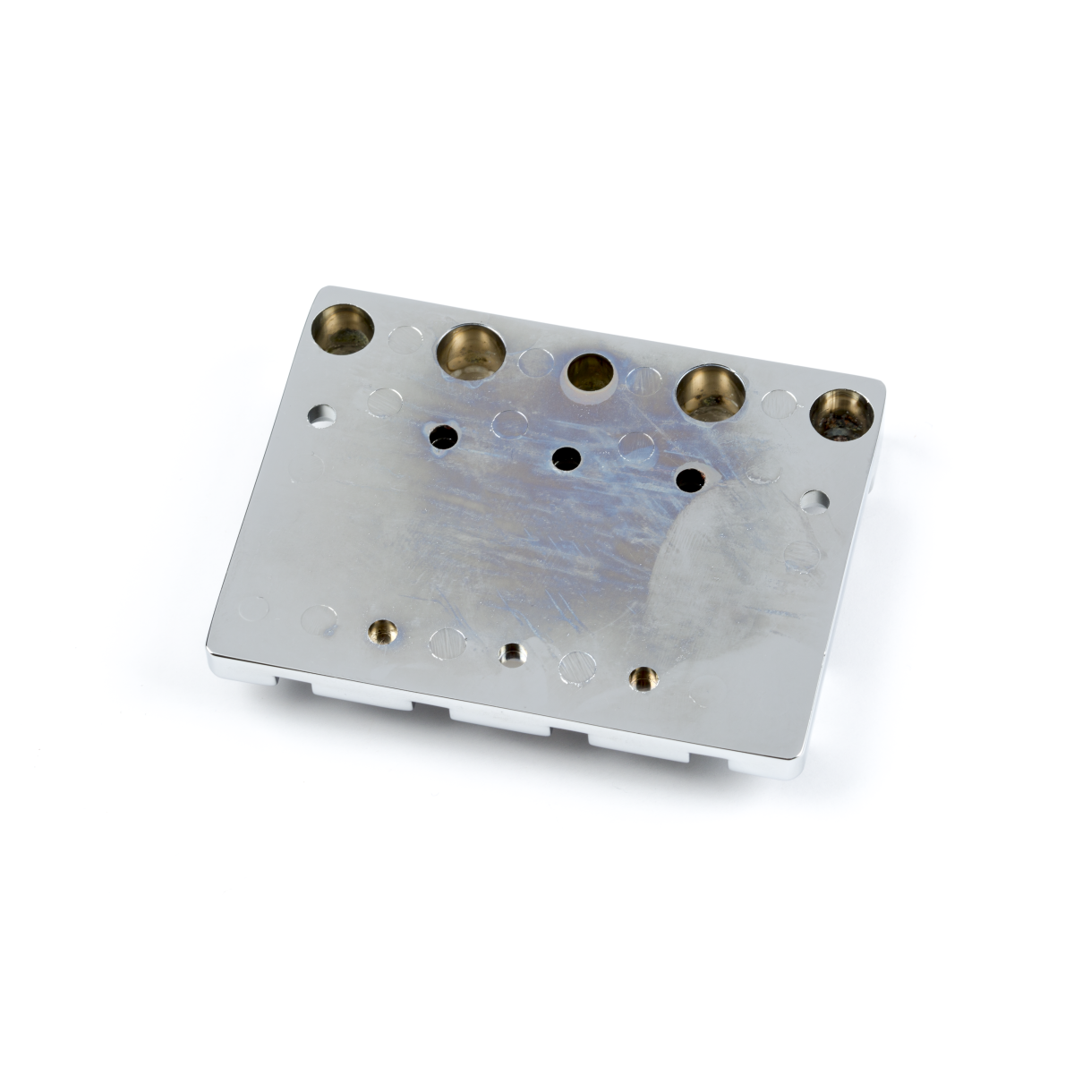 Fender® HiMass™ 4-String Bass Bridge Assembly With Zinc Saddles, Chrome-83175
